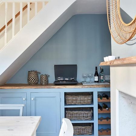 A Cool Coastal Retreat On Kingsdown Beach - The White House Villa Deal Luaran gambar